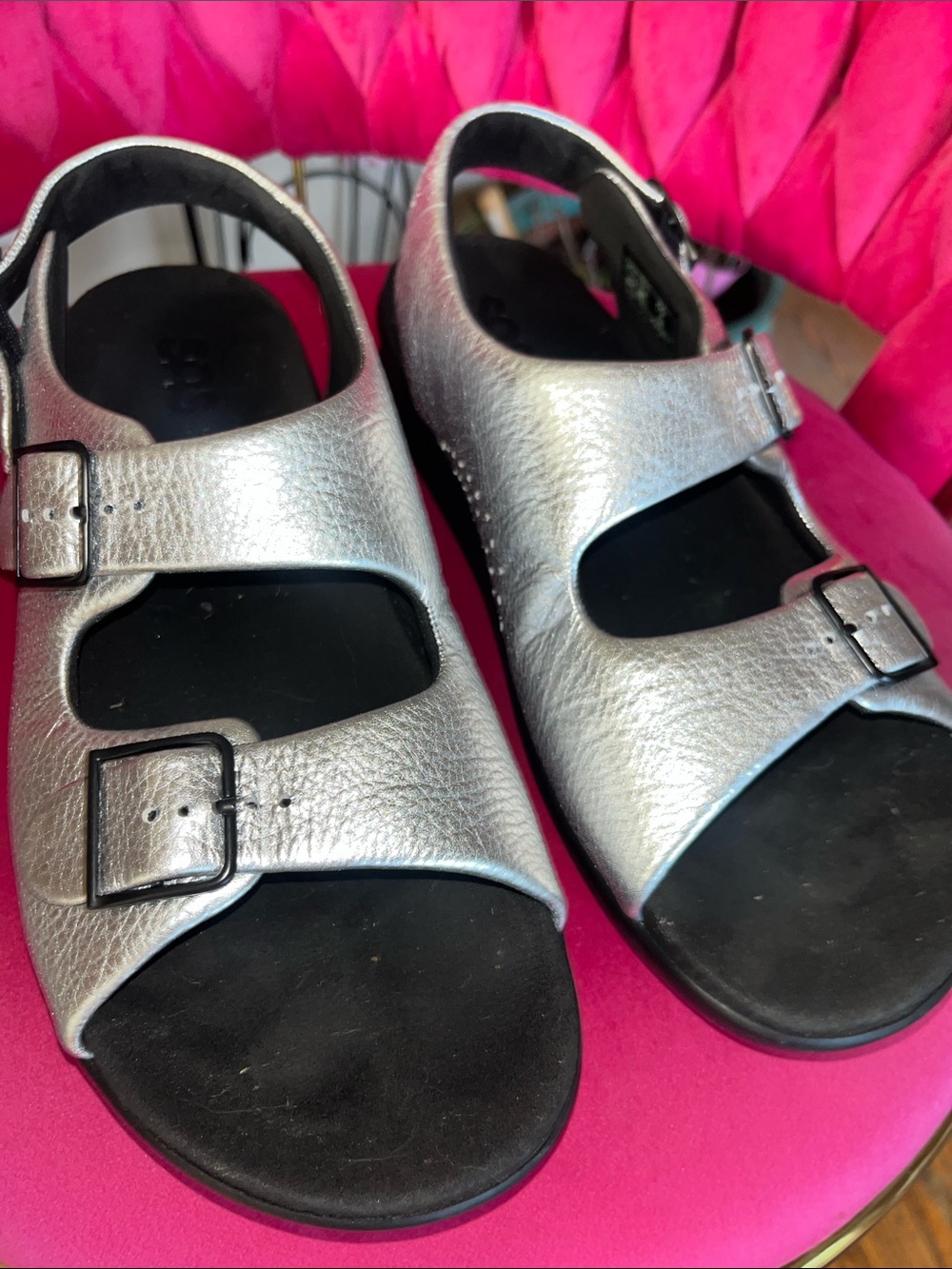 SAS Relaxed Leather Buckle Strap Moonbeam Silver Sandals